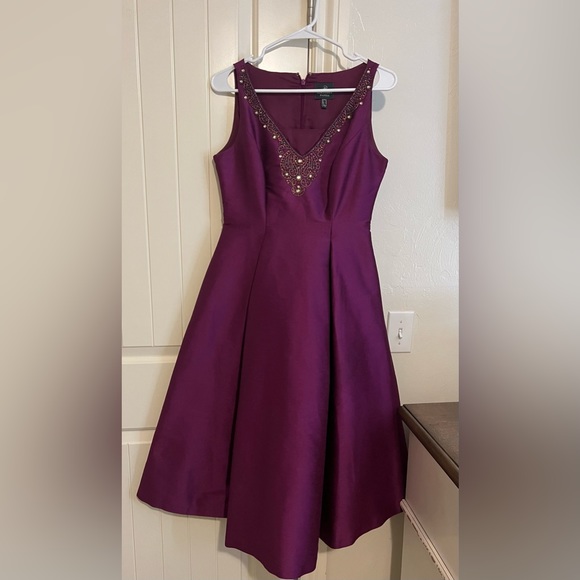 short ivory dresses Chic A-line V-neck Lace Wedding Dress With Detachable Slee – Color:Dark Floral V Neck Sleeves Green Floral Mini Dress attr:one_shoulder